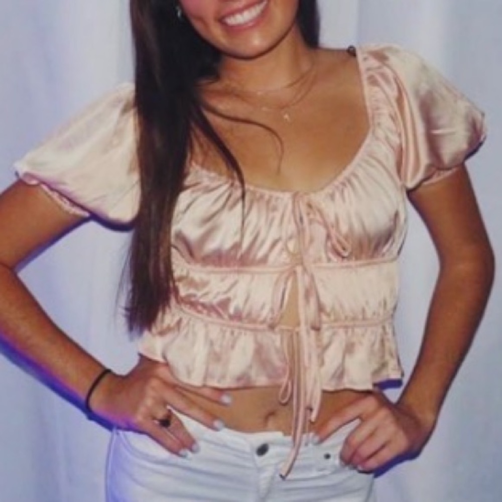 Forever 21 pink top size: s